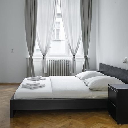 Prince Matyas Apartment Prag Eksteriør billede