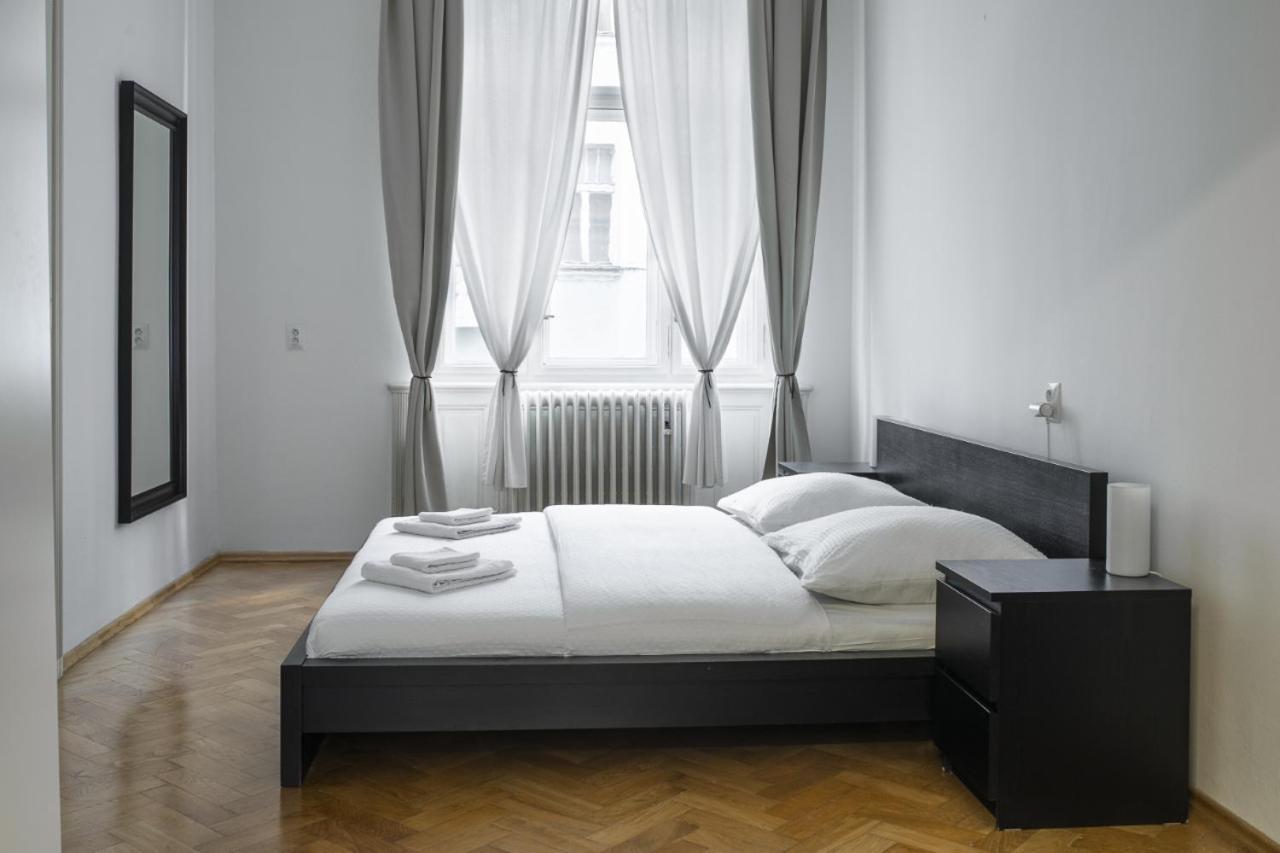 Prince Matyas Apartment Prag Eksteriør billede
